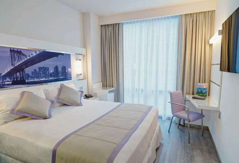 디럭스 룸, Hotel Riu Plaza New York Times Square