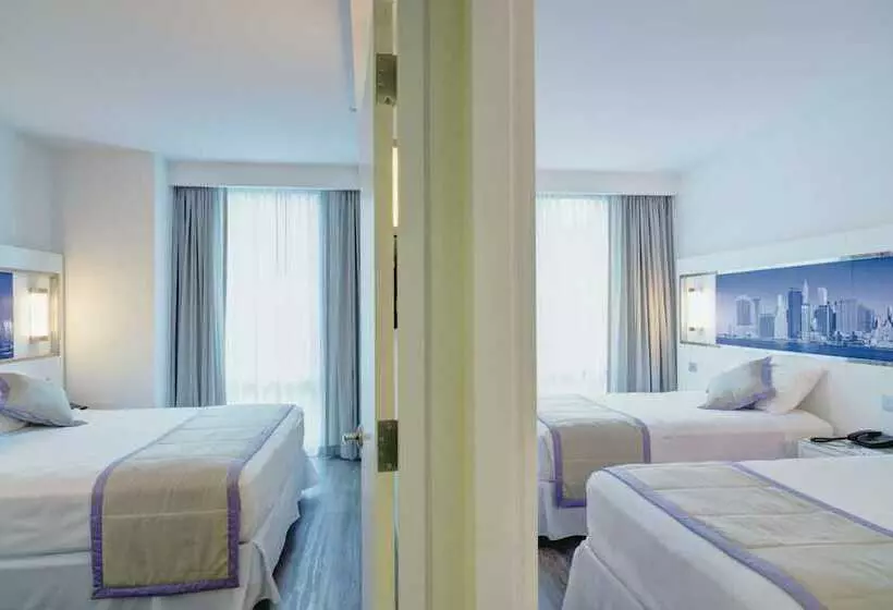 سوییت خانوادگی, Hotel Riu Plaza New York Times Square