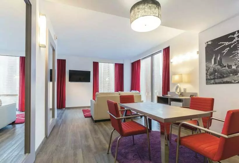 سوئیت پرزیدنت, Hotel Riu Plaza New York Times Square