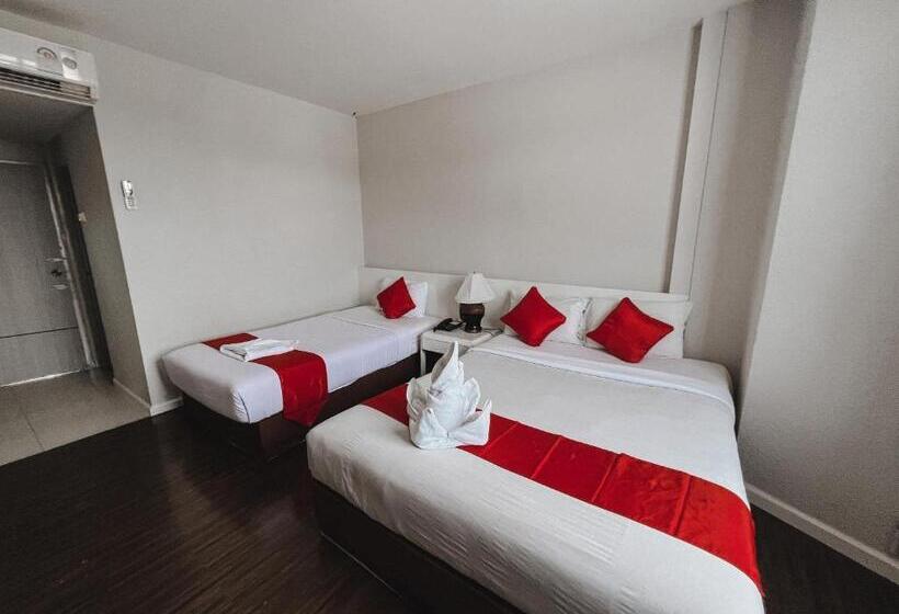 اتاق لوکس سه تخته, River Grand