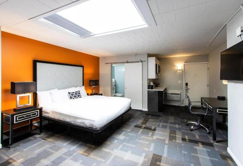 キングサイドベッドのスタンダードワンルーム, Royal Oak