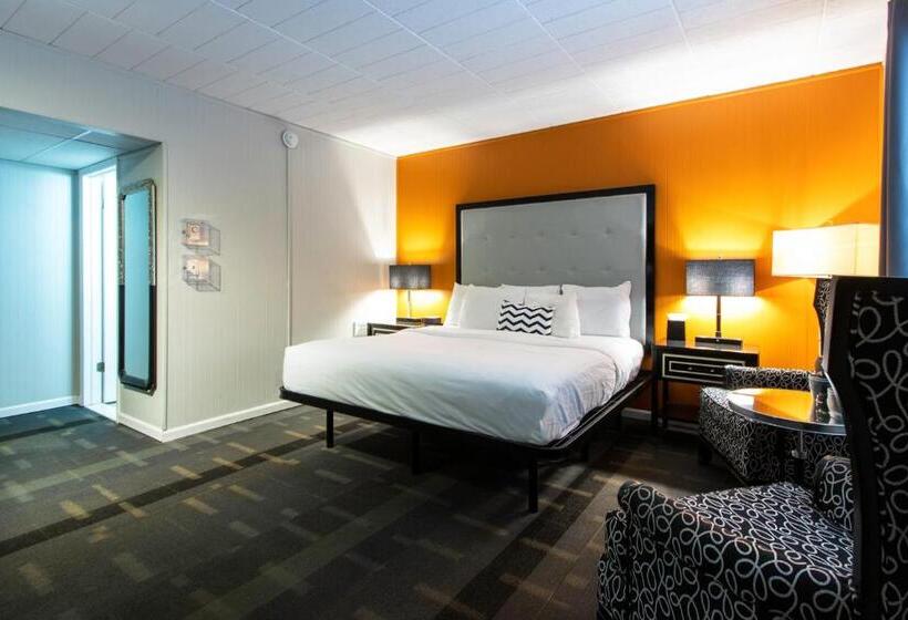 スタンダードルーム, Royal Oak