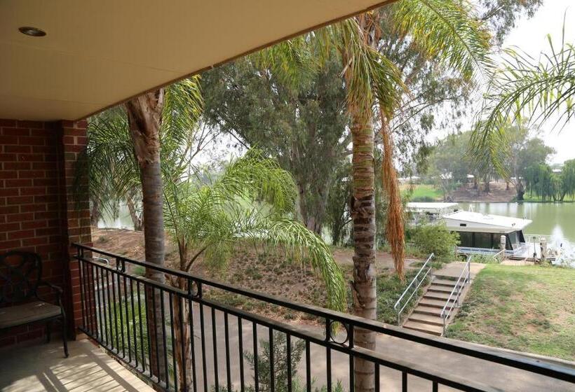 带大床的标准间, Wentworth Grande Resort