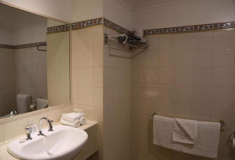 חדר סטנדרט עם מיטת קינג, Wentworth Grande Resort