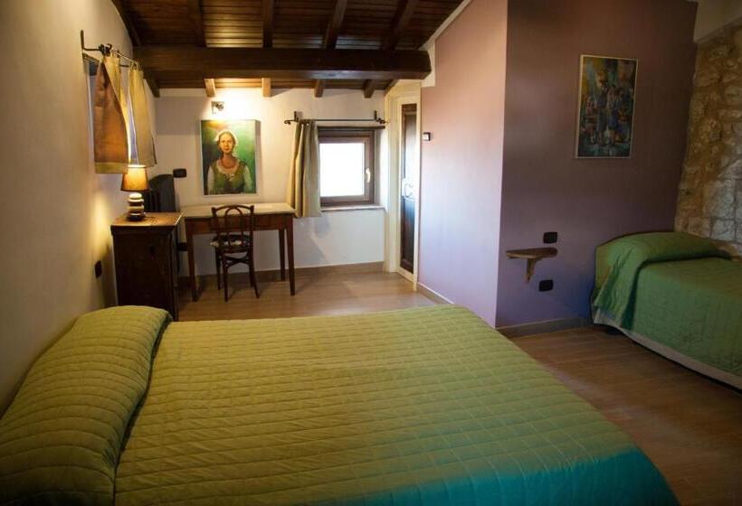 Четырехместный Номер Стандарт, Dimora & Spa Il Cerchio Di Lullo