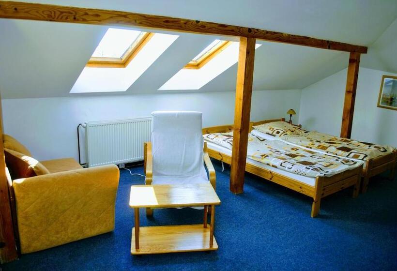 スタンダード４人部屋, Ubytovanie Zencuch