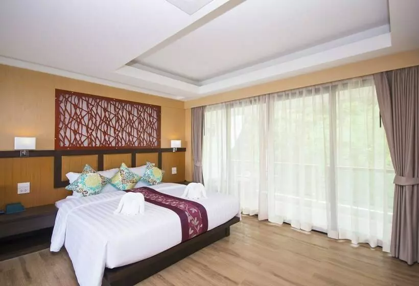 Suite King Size Seng, Phi Phi Nice Beach Hotel Hip