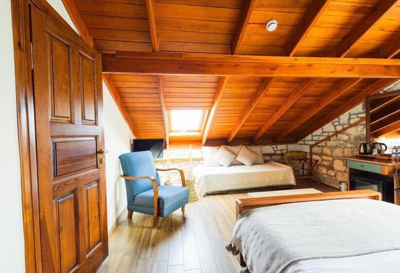 חדר דלוקס נוף לים, Lavantali Konak  Taşev Otel Ve Restoran