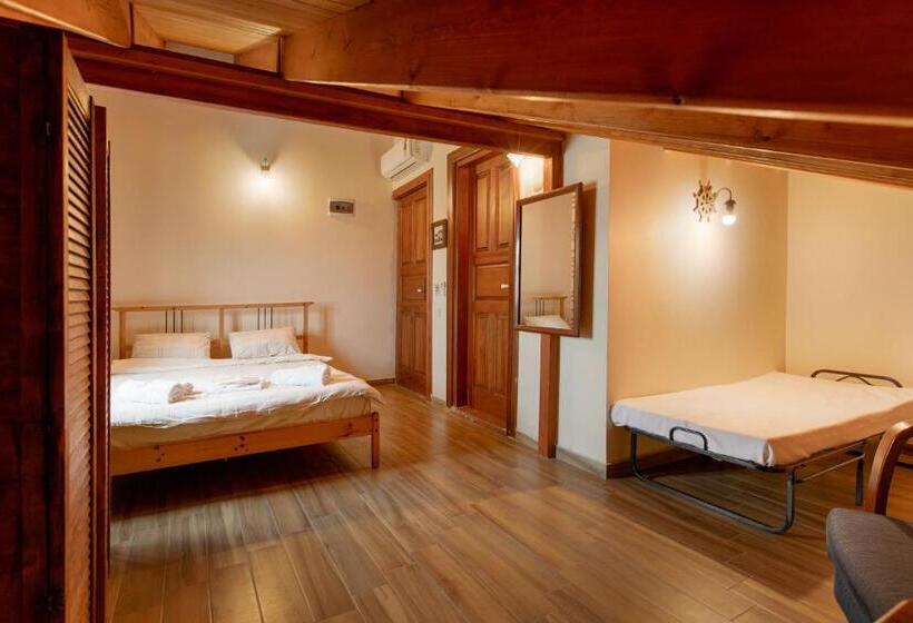 חדר דלוקס נוף לים, Lavantali Konak  Taşev Otel Ve Restoran