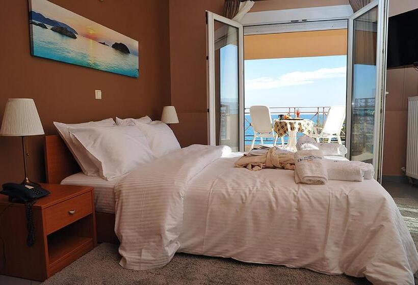 수피리어 방갈로, Pelagos Studios