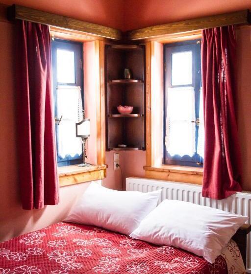 Четырехместный Номер Стандарт, Napoleon Zaglis Guesthouse