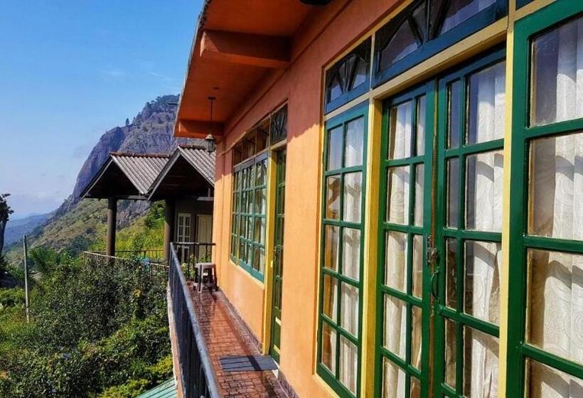 Family Room Mountain View, Green View Ella