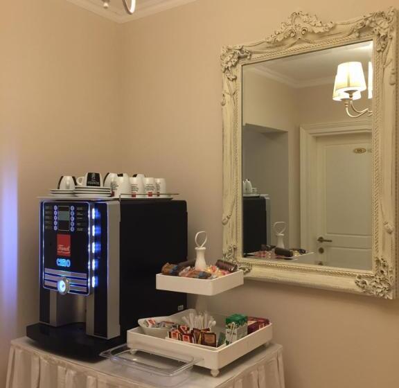 带阳台的豪华间, Diklo Beach Rooms Adults Only