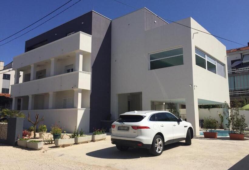 Номер Deluxe с Балконом, Diklo Beach Rooms Adults Only