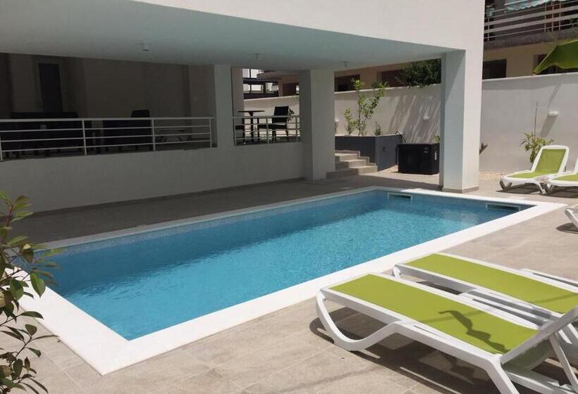 带阳台的豪华间, Diklo Beach Rooms Adults Only