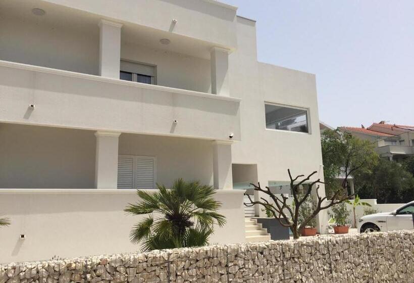 Номер Deluxe с Балконом, Diklo Beach Rooms Adults Only