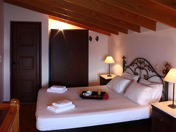 חדר דופלקס, Kekrifalia