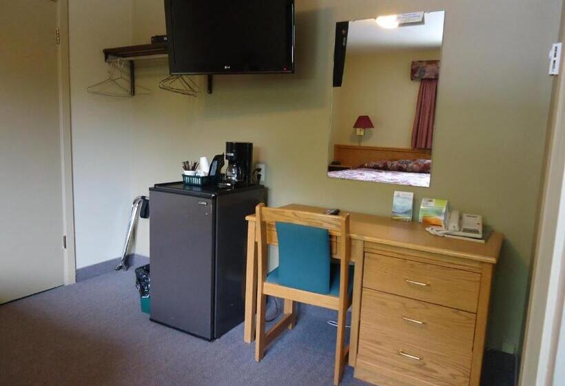 غرفه قياسيه سريرين مزدوجين, Lake Vu Motel