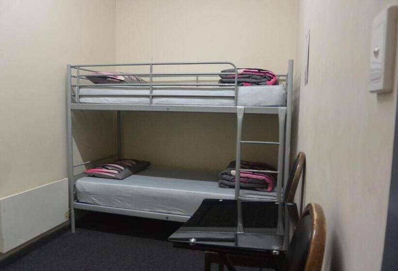 浴室共有のエコノミールーム, Elizabeth Hostel