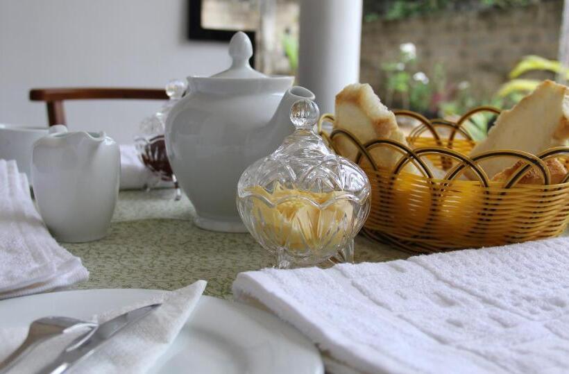 Номер Стандарт Вид на Сад, Anara Villa