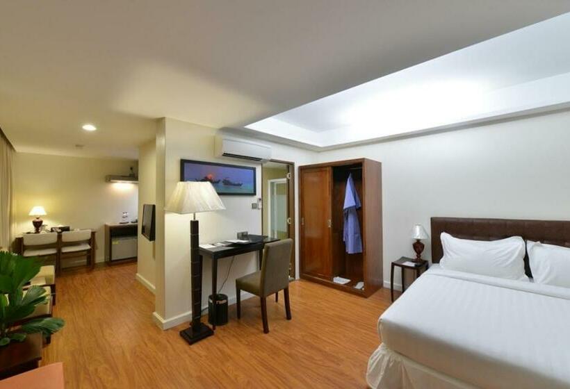 اتاق لوکس, Cherry Hills