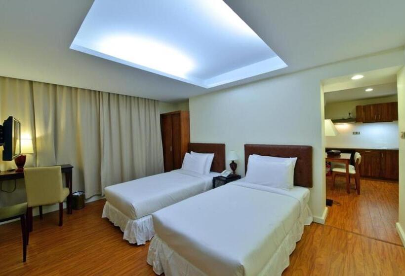 اتاق اجرایی, Cherry Hills