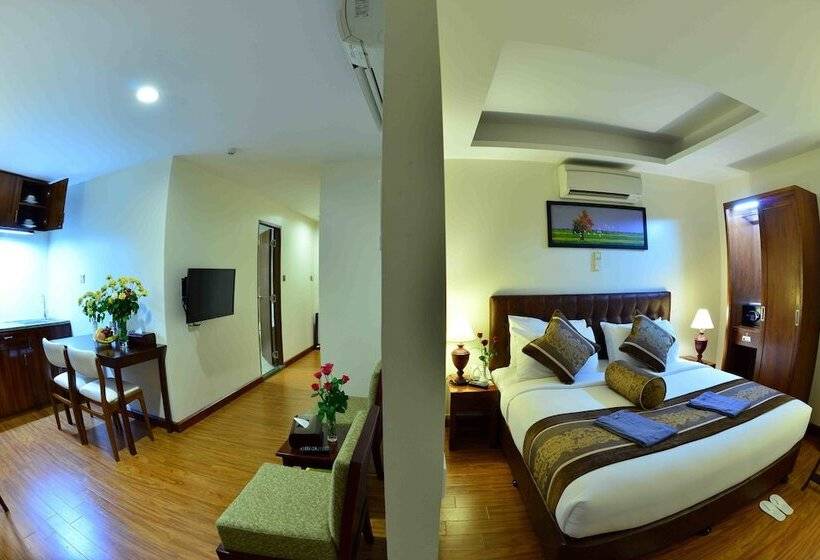 اتاق اجرایی, Cherry Hills