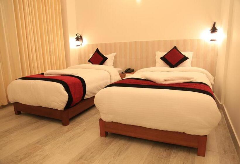 اتاق لوکس با چشم‌انداز شهر, City Inn   Mountain View