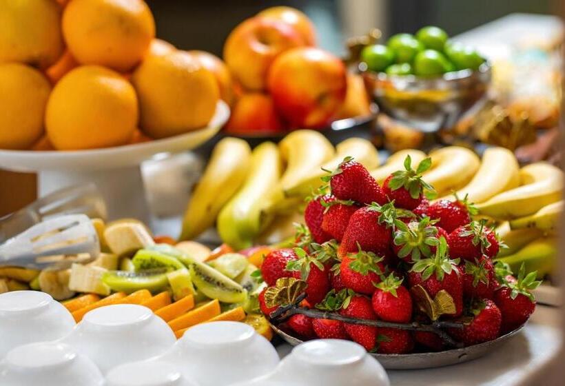 Camera Superiore, Elysium Gallery