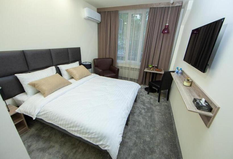 Camera Superiore, Elysium Gallery