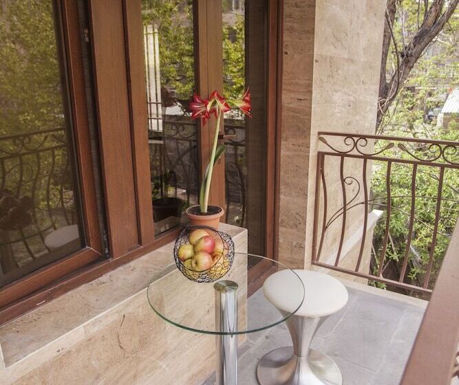 Camera Comfort con Balcone, Elysium Gallery