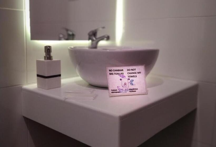 Quarto standart individual, Illas Inn