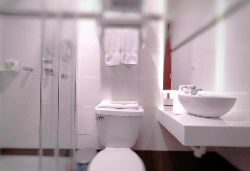 Quarto standart individual, Illas Inn