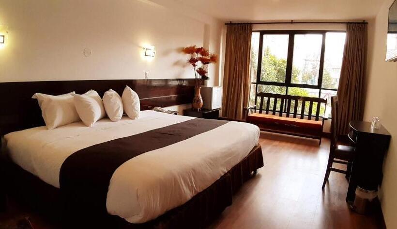 Quarto standart cama de casal, Illas Inn