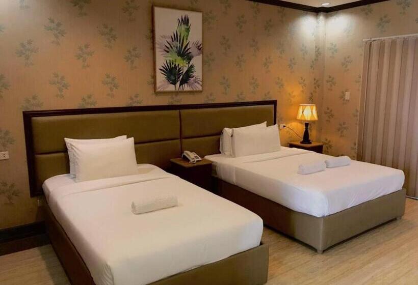 חדר סטנדרט עם מרפסת, Luisita Central Park