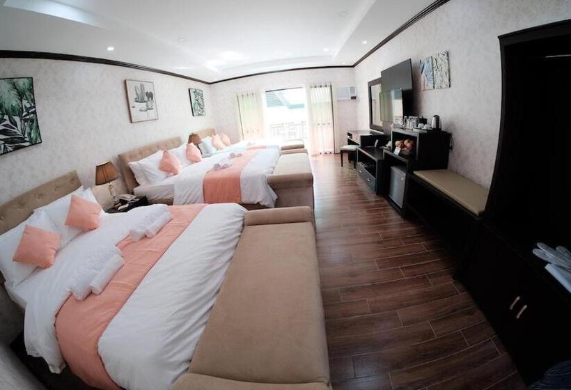 חדר משפחתי, Luisita Central Park