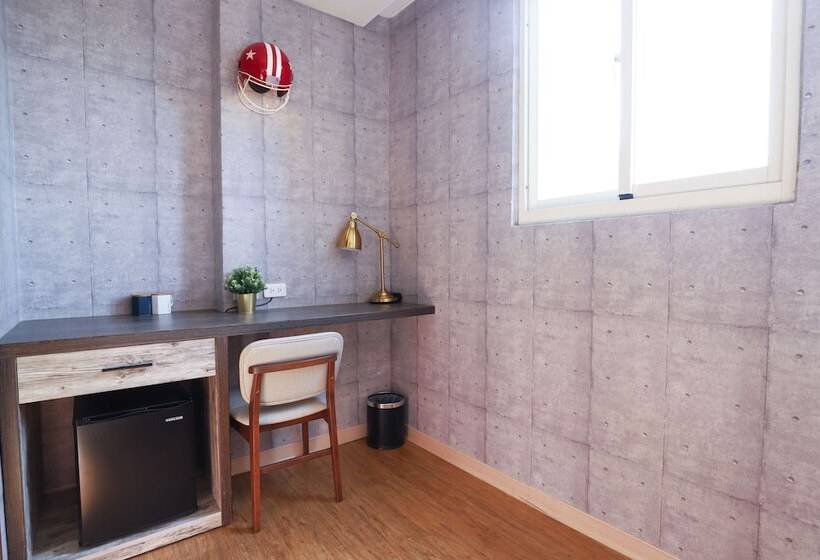 اتاق استاندارد, Military 75