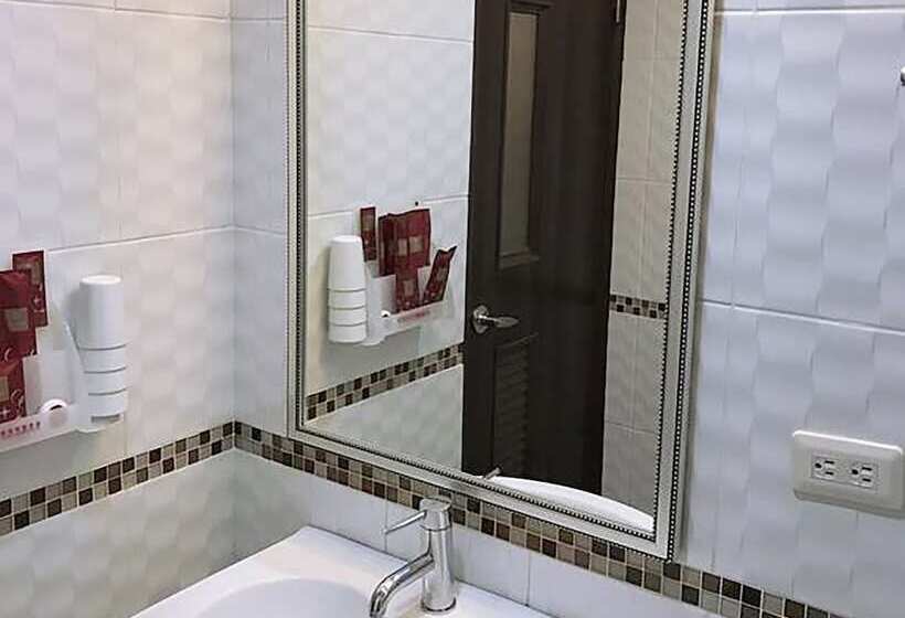 اتاق خانوادگی, Military 75