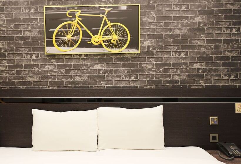 اتاق سوپریور, Military 75