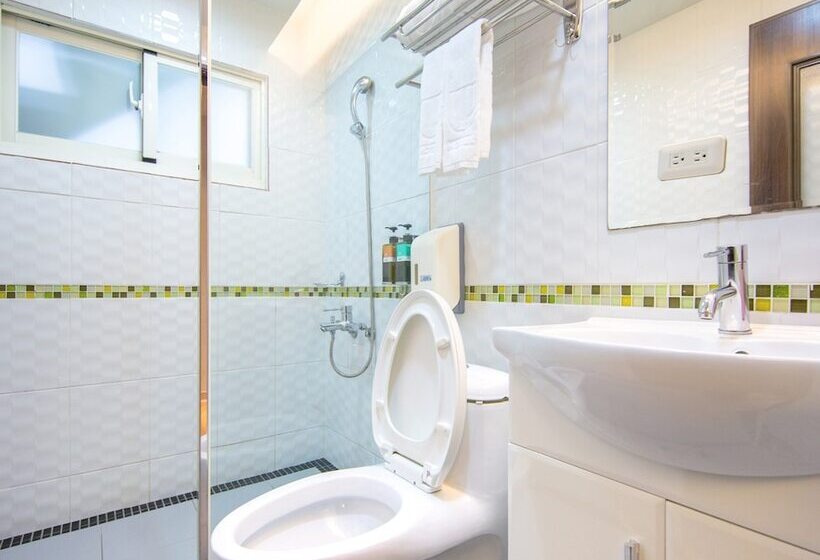 اتاق سوپریور, Military 75