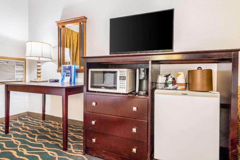 اتاق استاندارد, Military 75