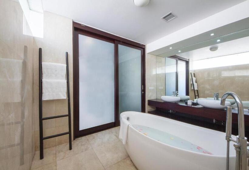 جناح مزود بحمام سباحة, Montigo Resorts Seminyak