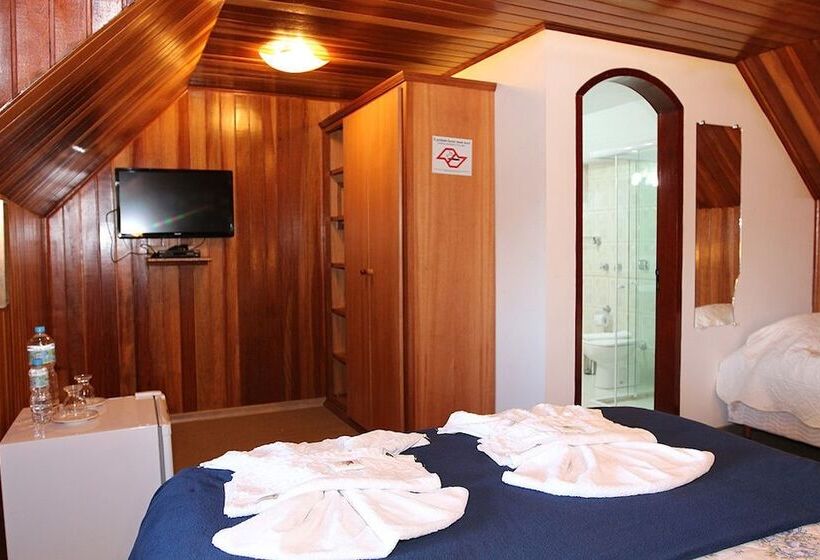 غرفة قياسية ثلاثية, Pousada Recanto Siao