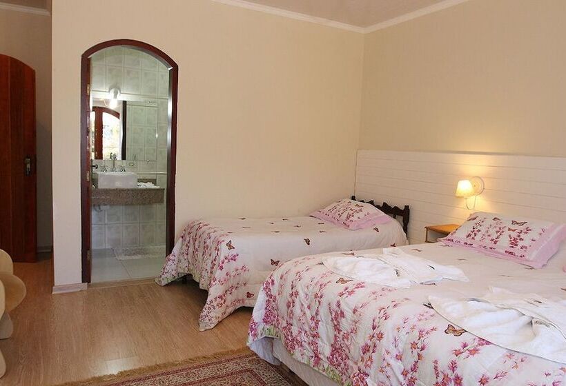 غرفة قياسية ثلاثية, Pousada Recanto Siao