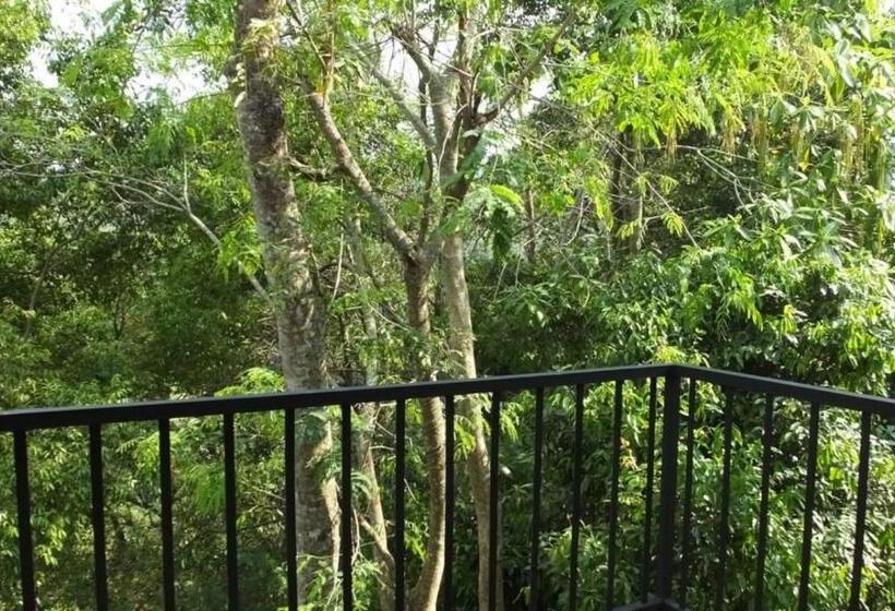 جناح عائلي, Villa Arunalu Kandy