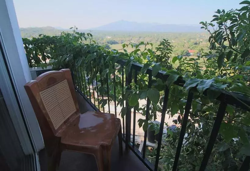 Chambre Standard Vue Montagne, Villa Arunalu Kandy