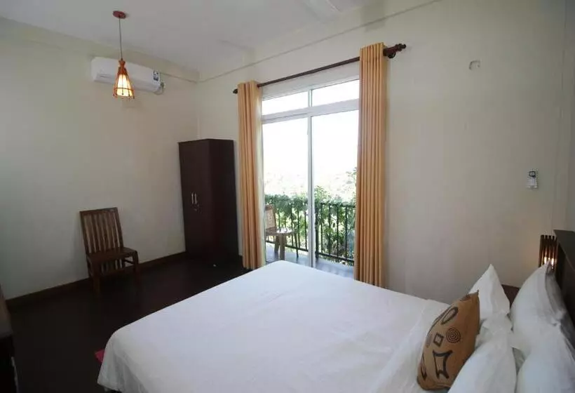 Chambre Standard Vue Montagne, Villa Arunalu Kandy