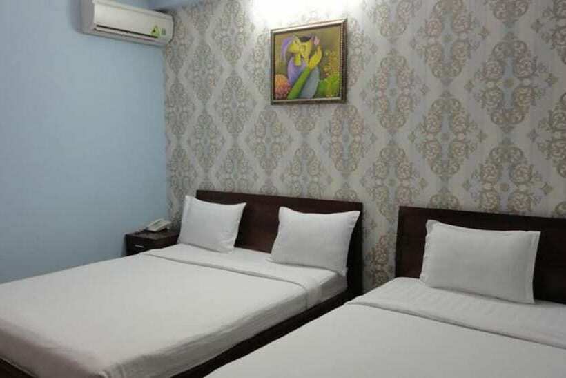 اتاق استاندارد سه نفره, Yen Trang 1