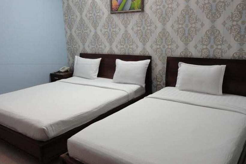 اتاق استاندارد سه نفره, Yen Trang 1