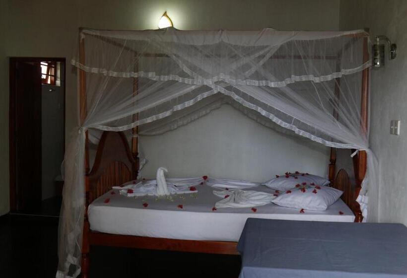 Номер Deluxe Вид на Море с Балконом, Beach Lagoon Guesthouse
